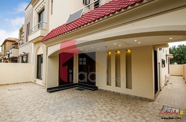 10 marla house for sale in Jasmine Block, Sector C, Bahria Town, Lahore