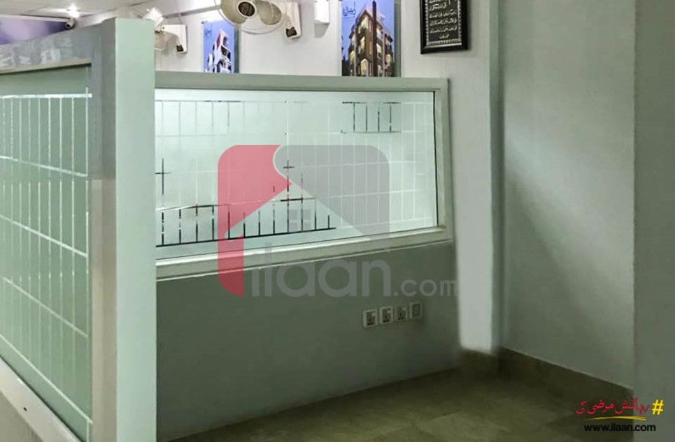 950 ( sq.ft ) apartment for sale ( third floor ) in Phase 2 Extension, DHA, Karachi