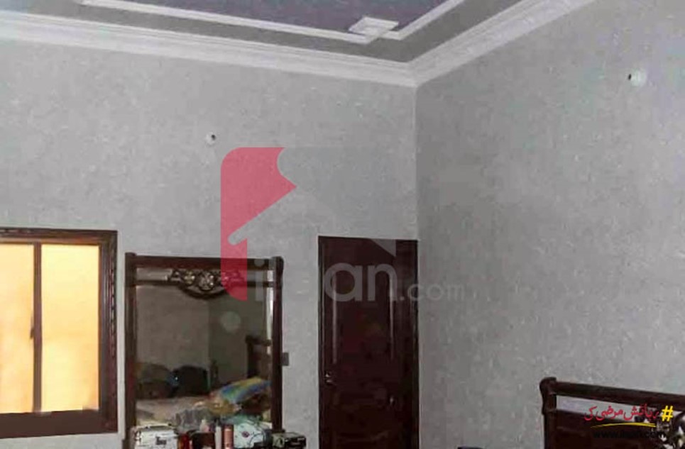 200 ( square yard ) house for sale ( second + third floor ) in Block 3A, Gulistan-e-Johar, Karachi