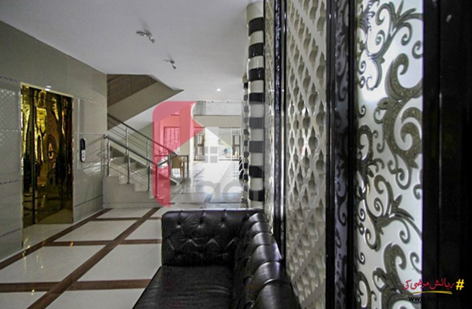 2400 ( sq.ft ) apartment available for sale in Makkah Tower, Block 2, PECHS, Karachi