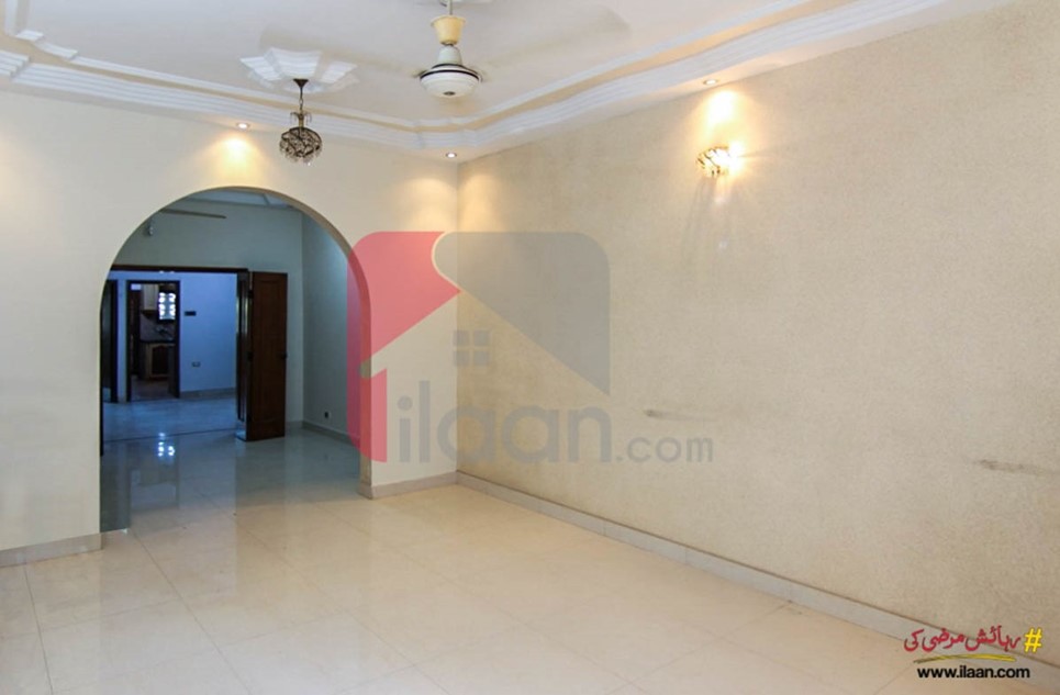 2300 ( sq.ft ) apartment available for sale in Block 9, Clifton, Karachi