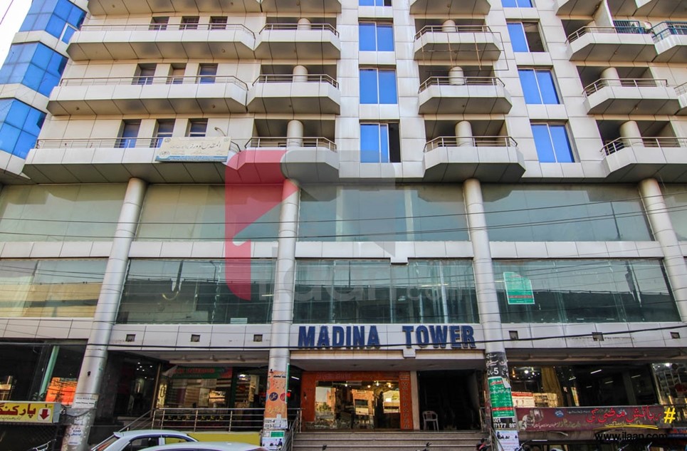 1033 ( sq.ft ) apartment available for sale ( fifth floor ) in Madina Tower, Main Ferozepur Road, Lahore