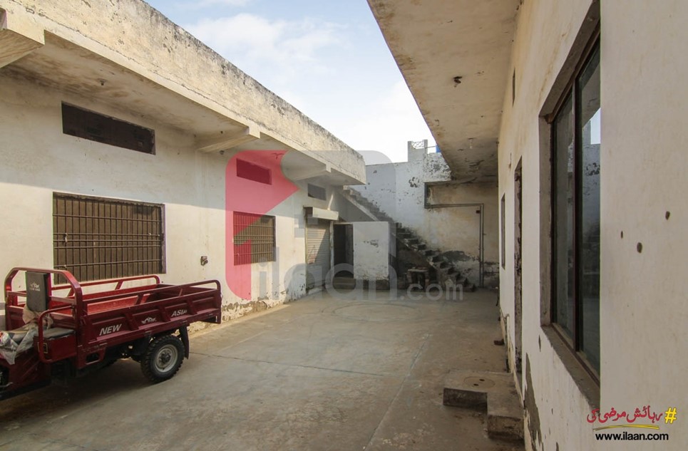 16 marla factory available for sale in Gulshan-e-Yaseen, Manawan, Lahore