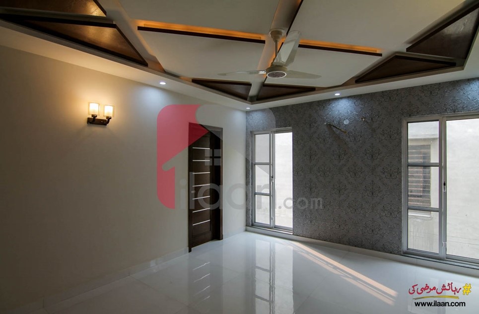 1 kanal house available for sale in Overseas A, Bahria Town, Lahore