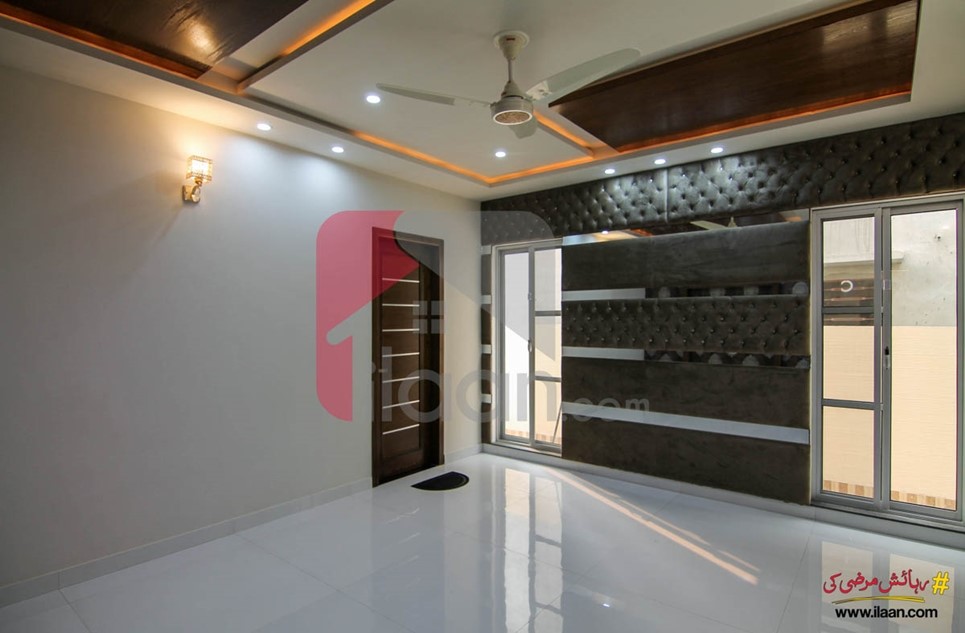 1 kanal house available for sale in Overseas A, Bahria Town, Lahore