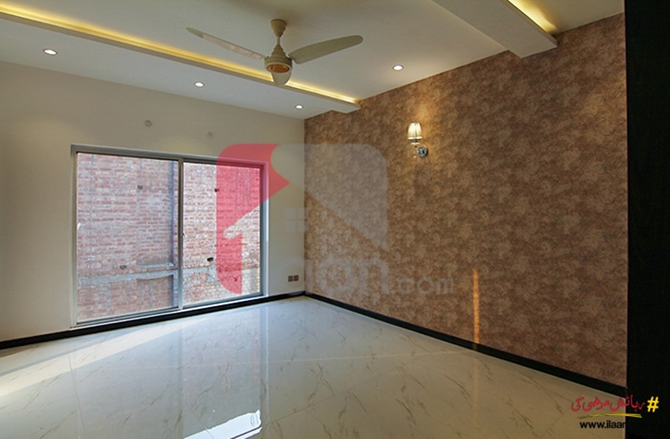 1 kanal house available for sale in Block E, Phase 6, DHA, Lahore