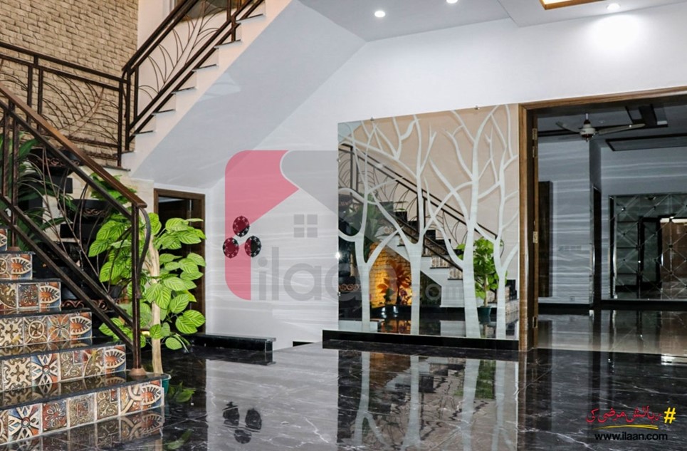 1 kanal house available for sale in Block E, Phase 1, State Life Housing Society, Lahore