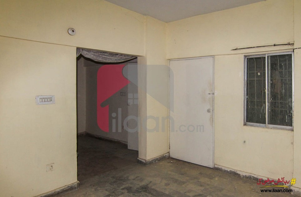 1400 ( sq.ft ) apartment available for sale ( second floor ) in Noman Avenue, Block 20, Gulistan-e-Johar, Karachi