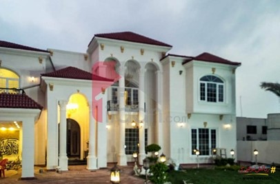 2 kanal house available for sale in Gulbahar Block, Sector C, Bahria Town, Lahore