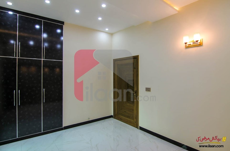 5 marla house for sale in Overseas A, Bahria Town, Lahore