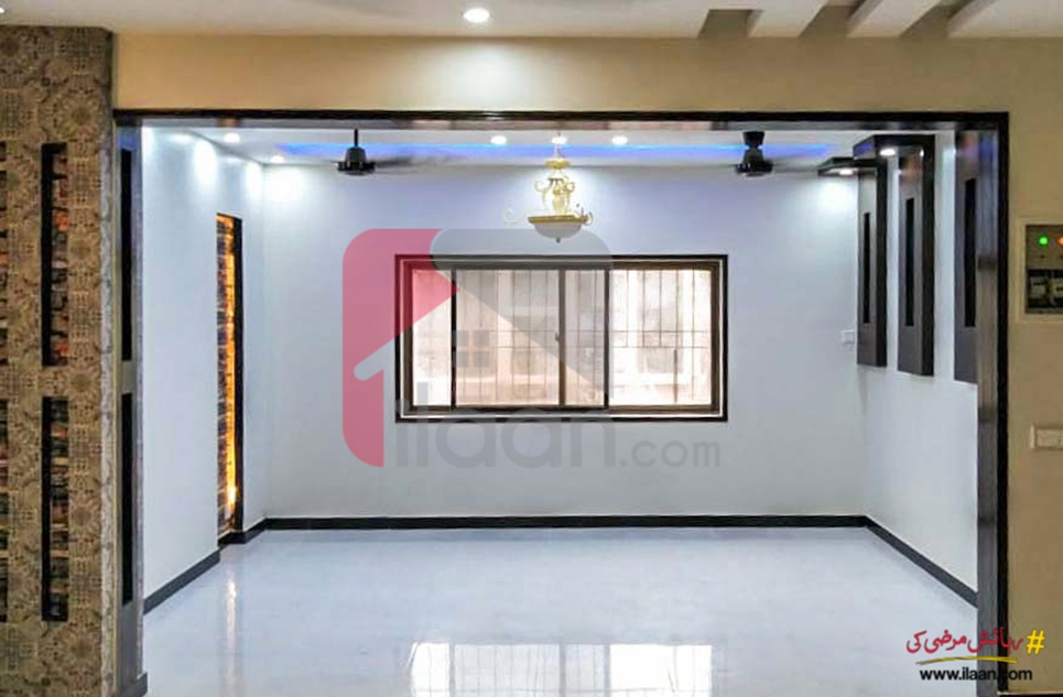 900 ( sq.ft ) apartment for sale in Shahbaz Commercial Area, Phase 6, DHA, Karachi