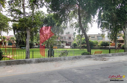 1 kanal plot for sale in Block D, Phase 1, DHA, Lahore