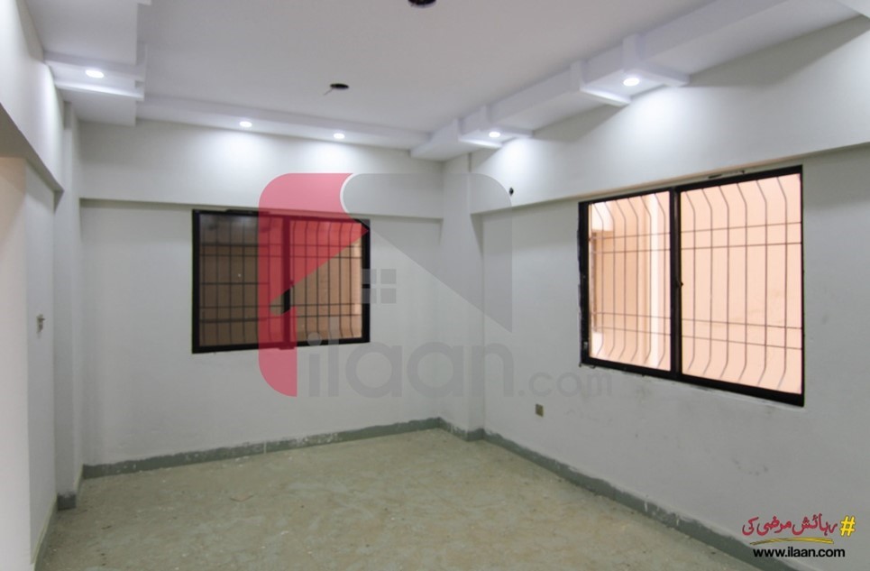 1400 ( sq.ft ) apartment for sale ( sixth floor ) in Block 13/D-2, Gulshan-e-iqbal, Karachi ( furnished )